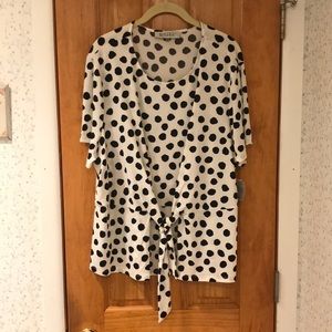 NWT KASPAR Cream/Black Polka Dot top 2X